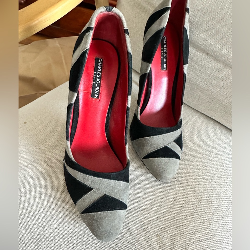 Charles Jourdan Black and Gray Heels